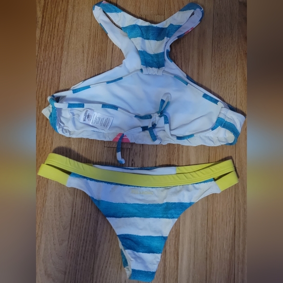 BILLABONG Women's Maldive Stripe Halter High Neck Bikini - Picture 6 of 7